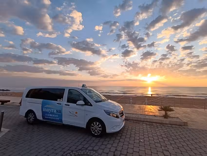 AirPort Transfer Maxi Taxi Torrevieja Pablo 77