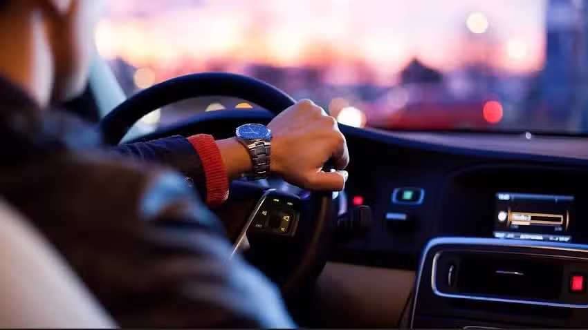 Alquiler de coches con conductor. Amsihdriver سائق عربي في برشلونة