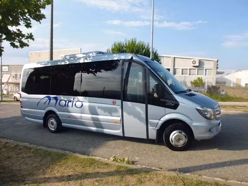 Autocars i Taxis Mario