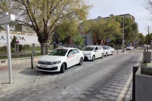 Autotaxi Zamora &ndash; 670 670 670