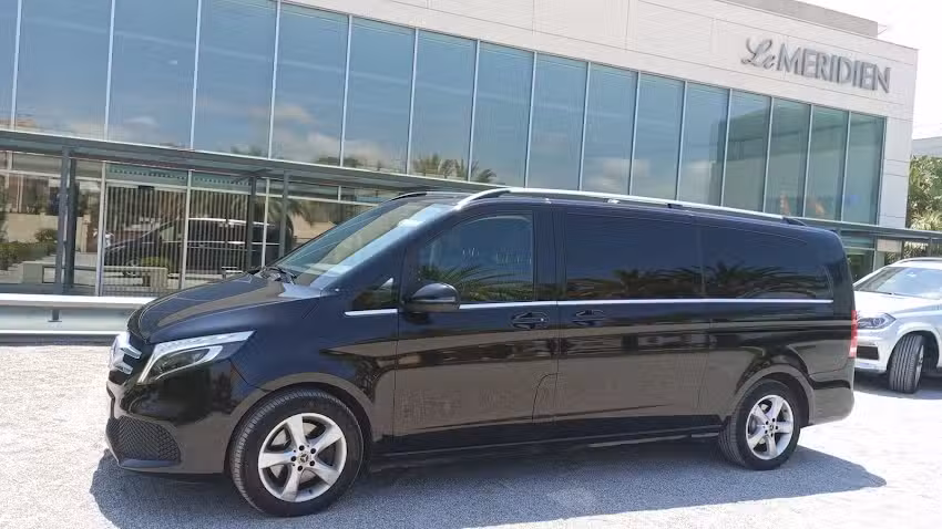 Barcelona in Motion | Chauffeur Drive Service & Private Transfers