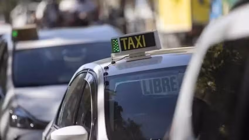 El Taxi 033 M&aacute;laga 📍 Taxi M&aacute;laga 🚕 Taxi Aeropuerto M&aacute;laga ✈️ Taxi M&aacute;laga Tel&eacute;fono 📲​