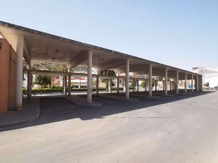 Estaci&oacute;n de Autobuses de Cabra
