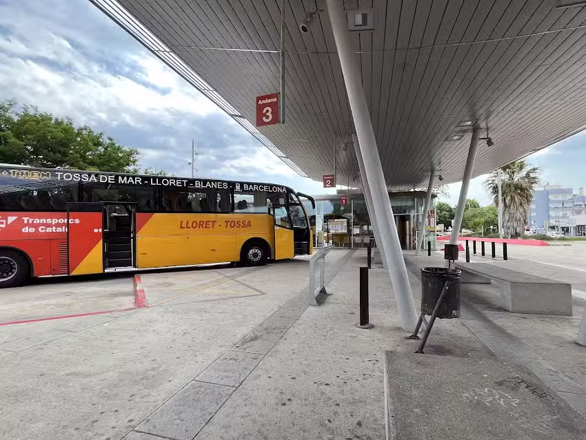 Estaci&oacute;n de Autobuses
