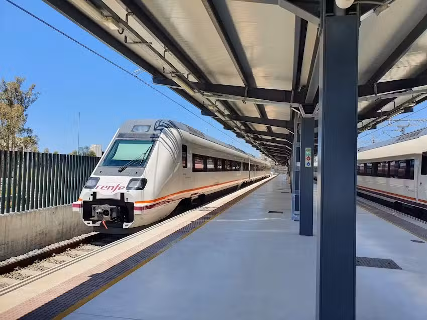 Estaci&oacute;n de Trenes de Huelva Renfe