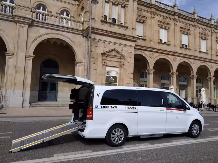 Euro Taxi Oscar 7 plazas