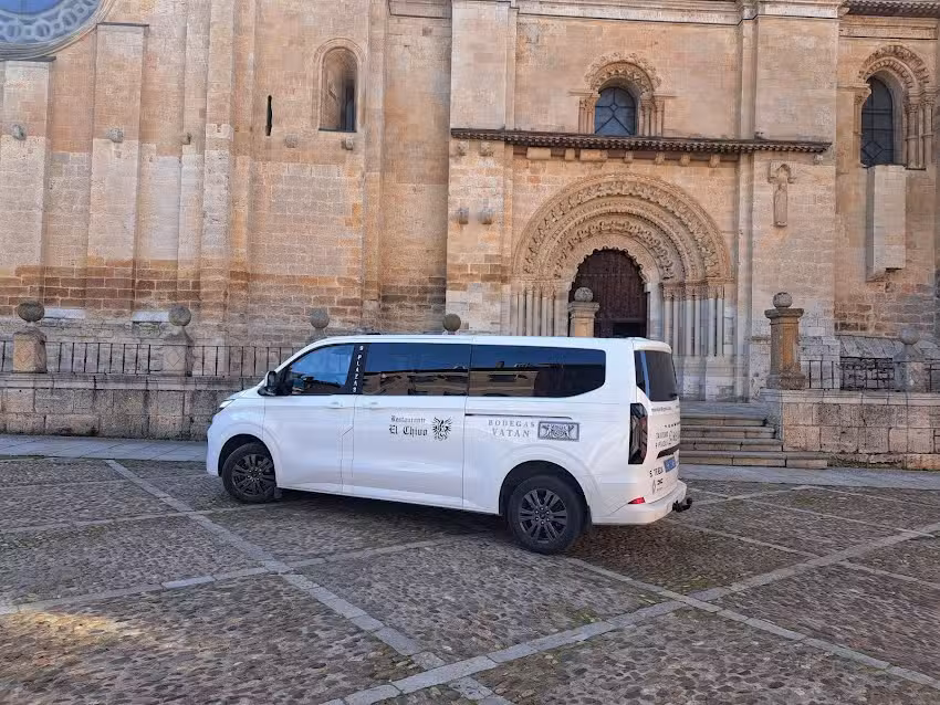 EURO-TAXI TORO 9 PLAZAS