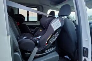 EuroTaxi 7 Plazas Pontevedra LC43