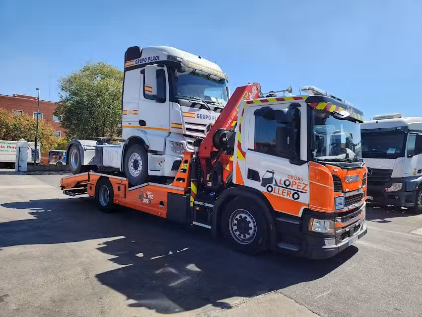 Gr&uacute;as L&oacute;pez Ollero