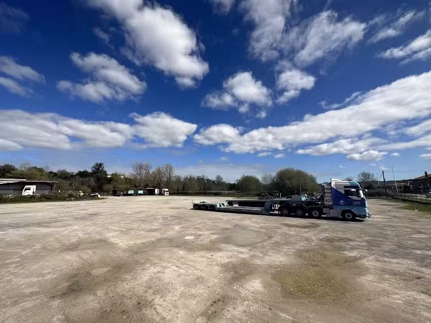 GRUAS Y REMOLCADORES ESTRADA S.L. TRANSPORTES ESPECIALES