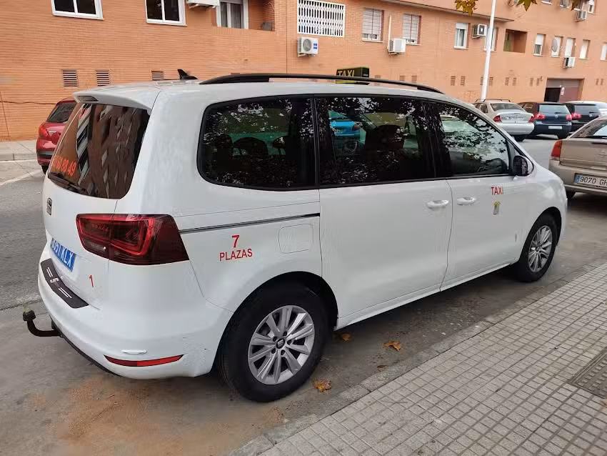 Guisado Carmona Santiago Taxis