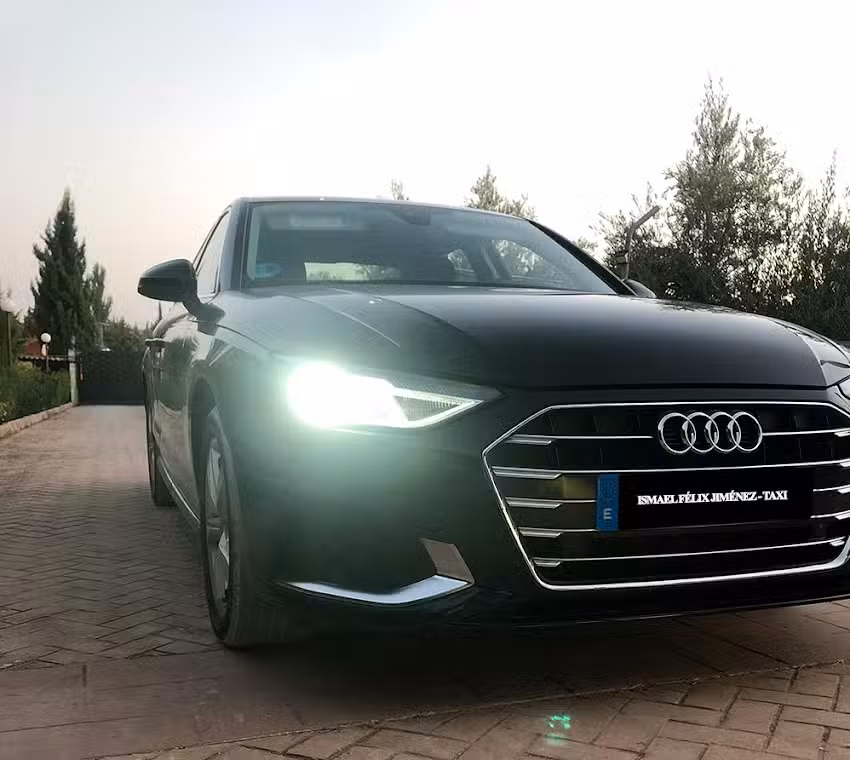 Ismael F&eacute;lix Jim&eacute;nez &ndash; Taxi en Torreperogil