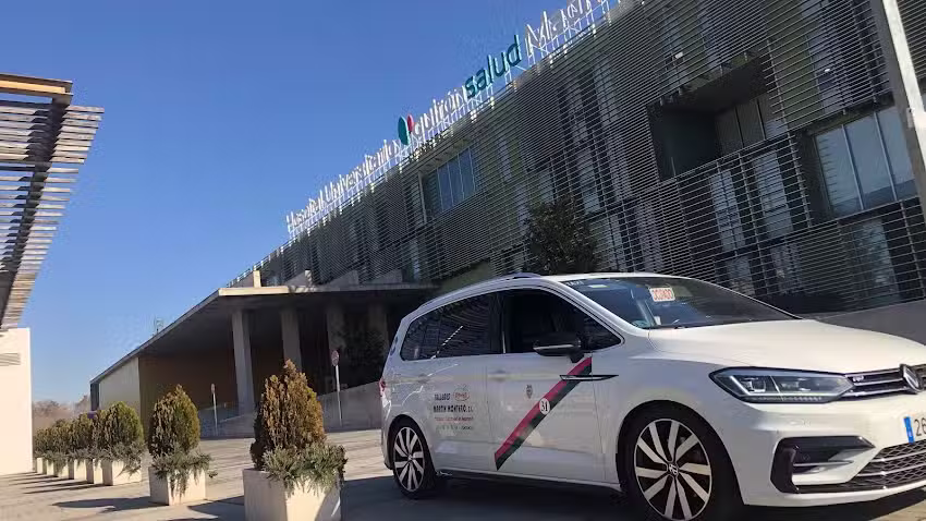 Juan Prieto Taxi, Empresas y particulares, Internacional y Nacional, Remolque y portabicis, 7 plazas.