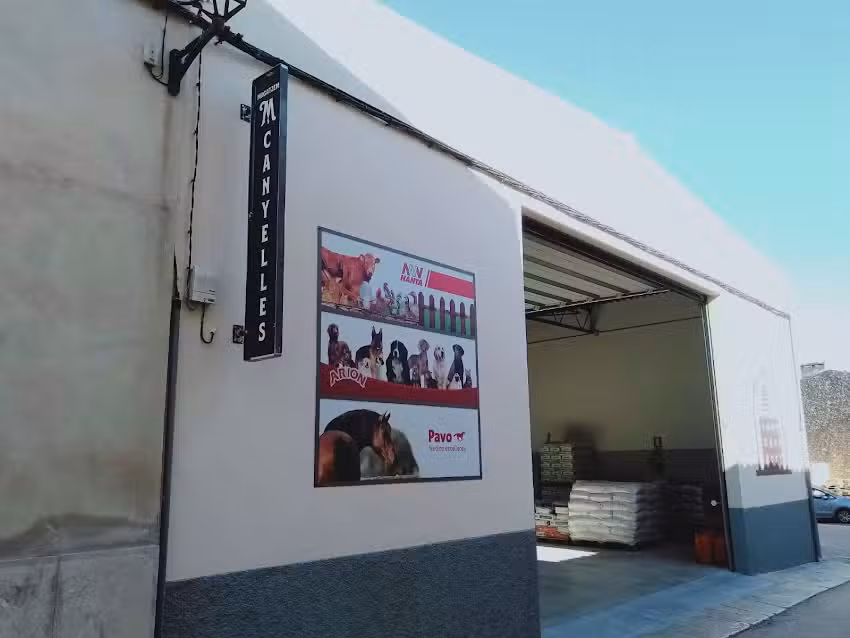 Magatzem Maria Ca&ntilde;ellas