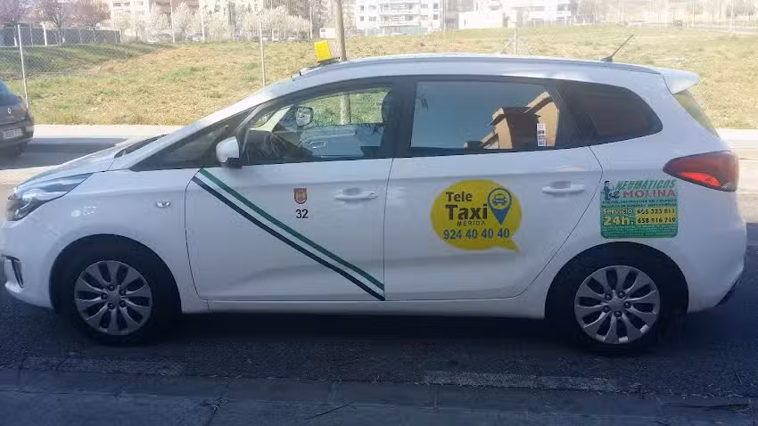 Meridataxi Isidro Pelaez Romero