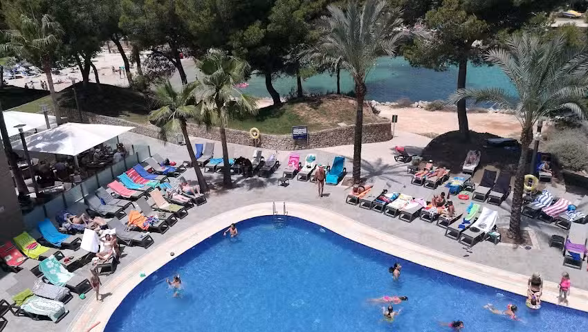 Parada Cala Vi&ntilde;as