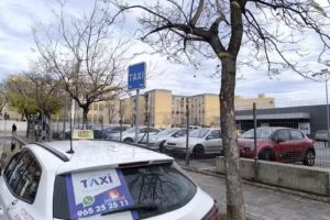 Parada de Taxi C/ Pino Santo
