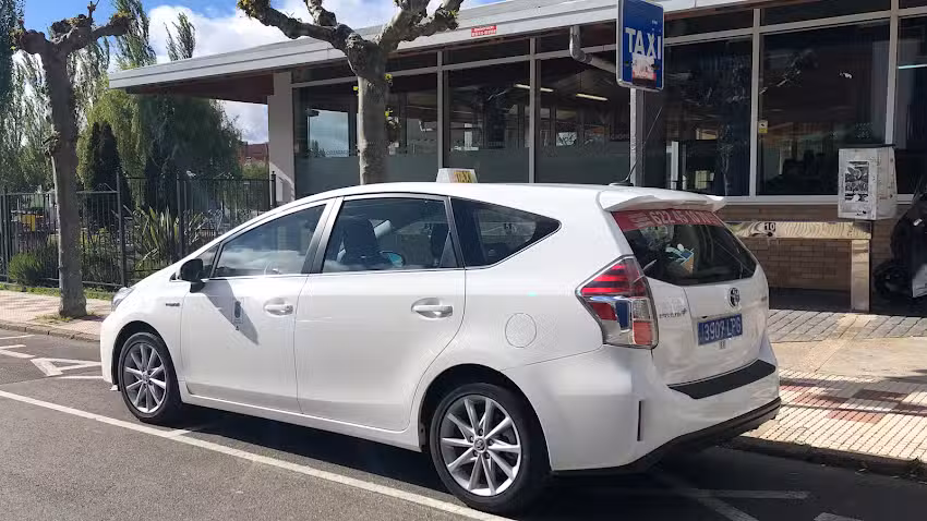 Parada de taxi de Navatejera