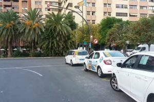 Parada de Taxis Comunicaciones