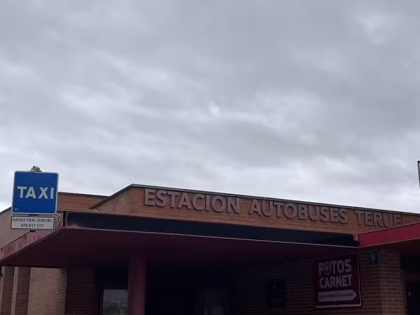 Parada de Taxis. Estaci&oacute;n de Autobuses