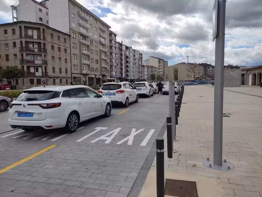 Parada de Taxis Estaci&oacute;n Empalme