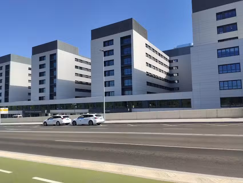 Parada de Taxis Hospital Cl&iacute;nico Universitario