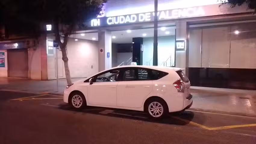 Parada de Taxis Hotel NH Ciudad Valencia