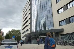 Parada de Taxis &ndash; HUA Consultas Externas