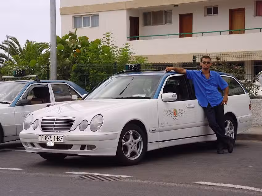 Parada de taxis Jardines del Sur
