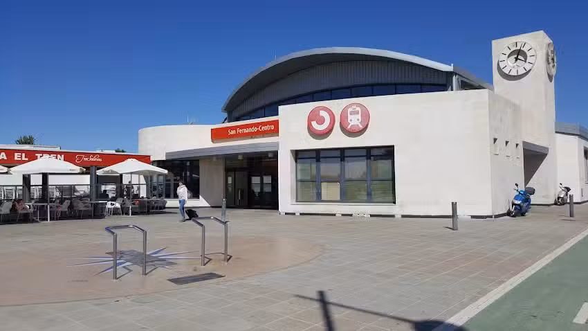 Renfe bah&iacute;a sur