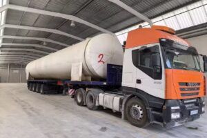 SIMON TRANSPORTES ESPECIALES Y GRUAS, S.L.