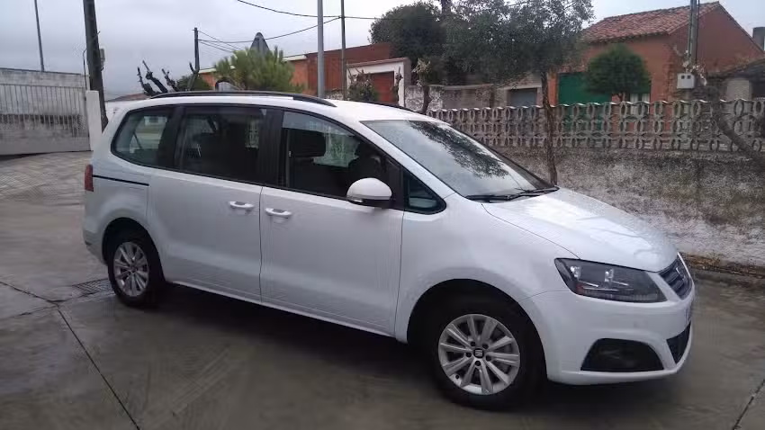 Taxi 7 plazas Garlitos Felipe Serrano Zarcero