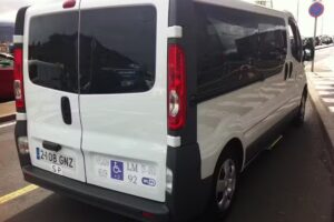 TAXI 9 PLAZAS Y ADAPTADO PMR LA LAGUNA