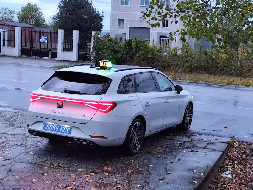 Taxi Adri&aacute;n Monforte de Lemos