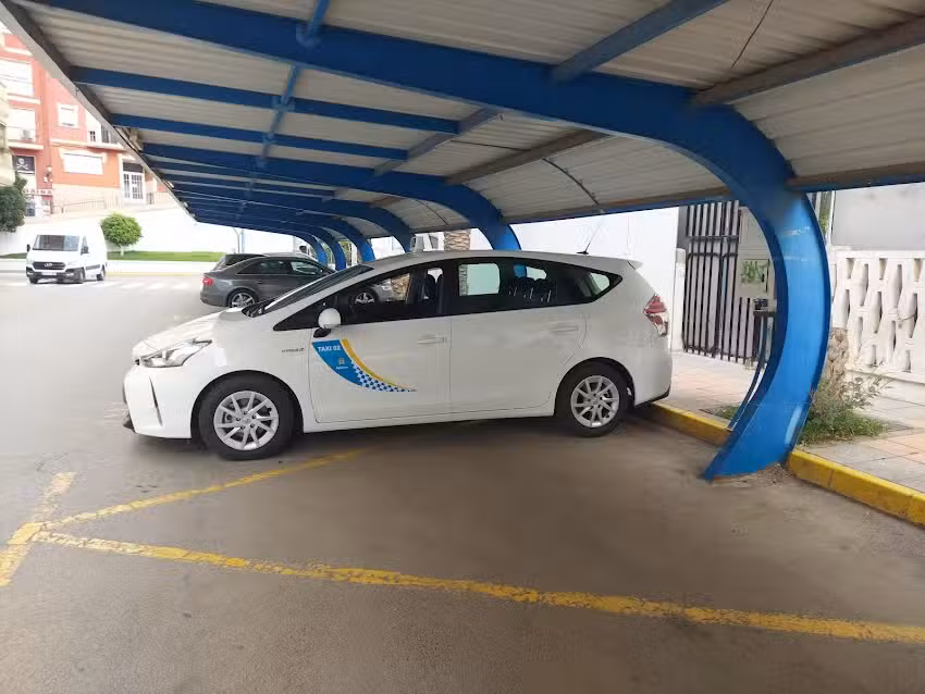 TAXI AGUILAS &ndash; Airport Transfer &ndash; Especialidad largas distancias &ndash; Aeropuertos, hospitales&hellip;