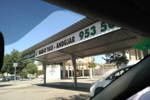 [Taxi And&uacute;jar] Est. Autobuses