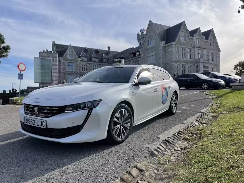 Taxi Antonio de Solares