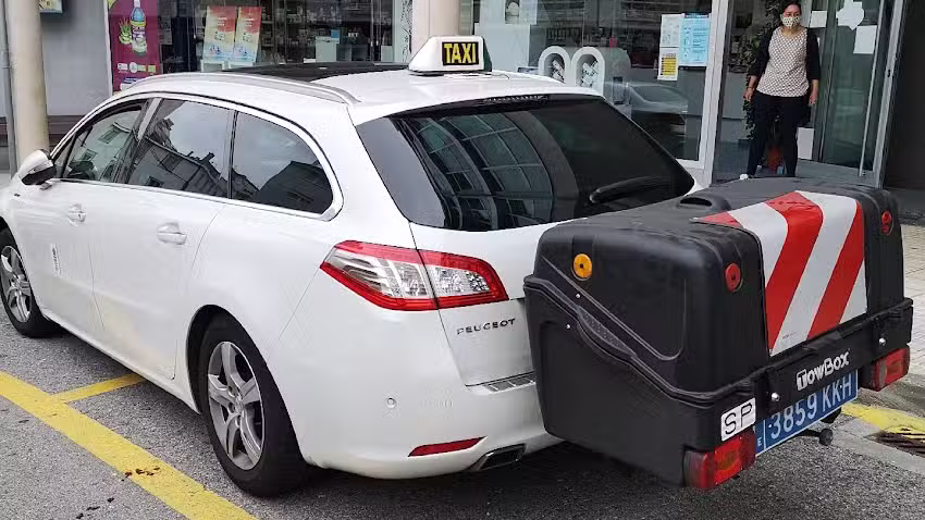 TAXI BURELA TAXI LOLO