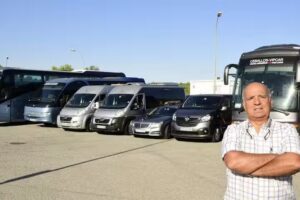 TAXI/BUS ESPARREGUERA CEBALLOS