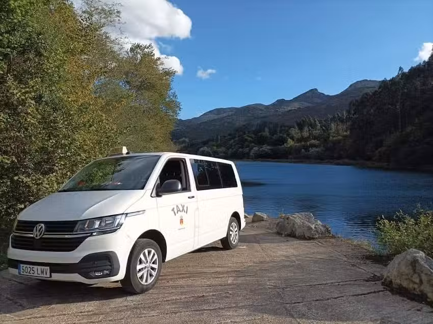 Taxi Comillas Taxi D&iacute;az Comillas 24h