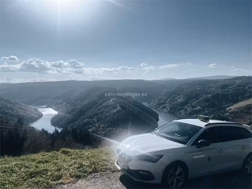 Taxi Enrique Escair&oacute;n O Savi&ntilde;ao.