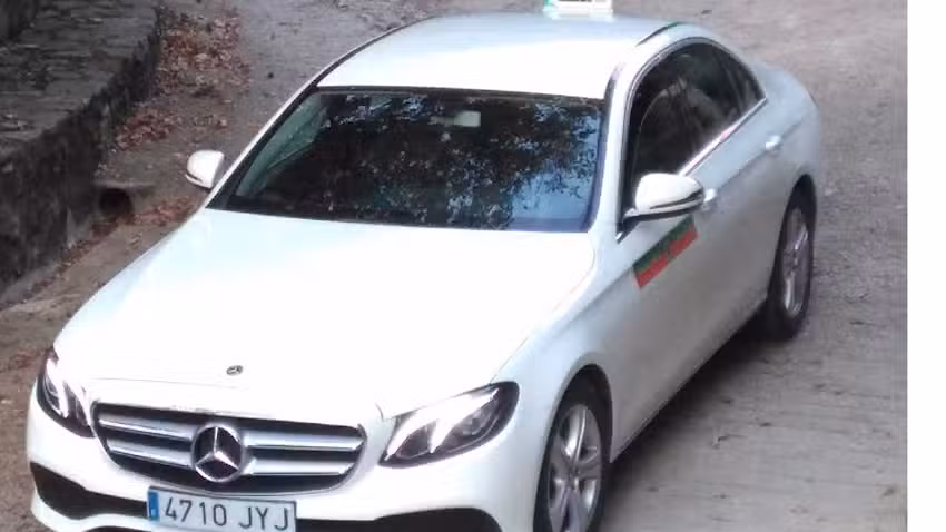 Taxi Jes&uacute;s G&oacute;mez Cires. POTES