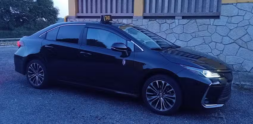 Taxi Mi&ntilde;o 24 horas (Danny V&aacute;zquez)