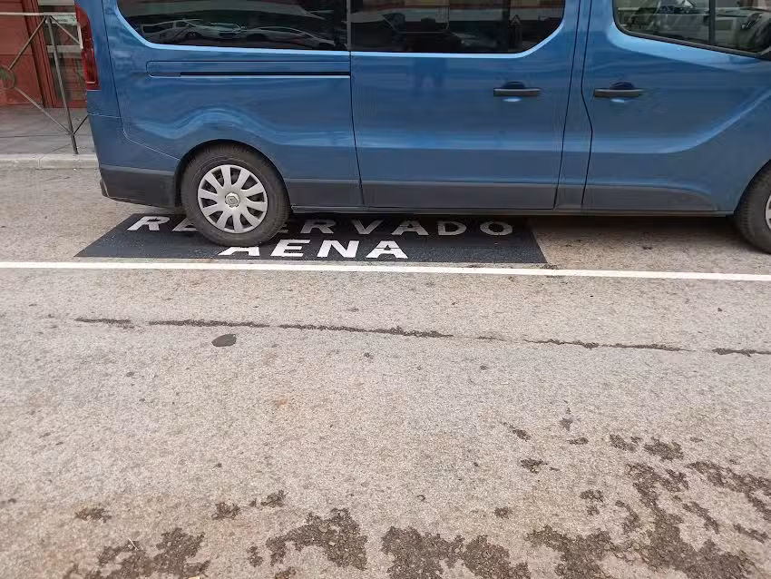 Taxi Monflorite 9 Plazas Alberto