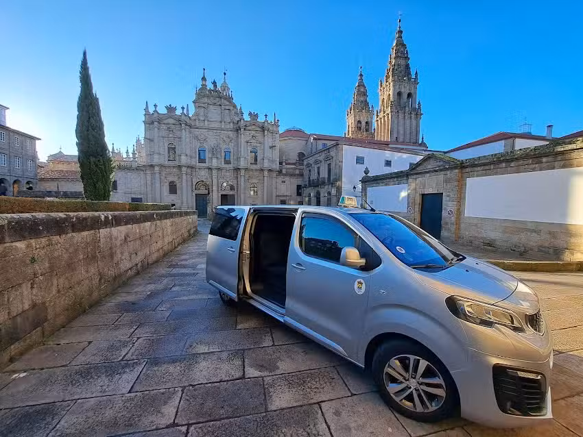 TAXI N&ordm;1 MUXIA &ndash; NACHO (TAXISMUXIA 5 / 7 PLAZAS).