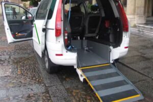 TAXI OGIJARES LACOUTURE