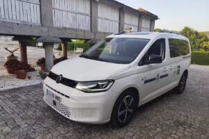 Taxi Pontevedra 7 plazas y sillas de ruedas N&ordm;63