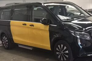 Taxi Rambla Sr. Josep / taxi Barcelona / taxi airport