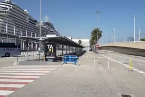 Taxi station Terminal B