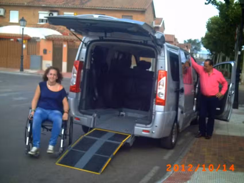 Taxi Villa del Prado 24 h Jesus Gonzalez